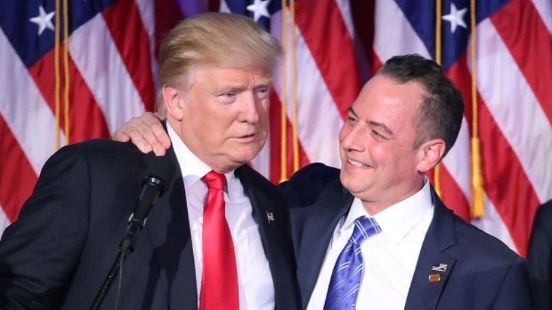 «Σφάζονται» οι συνεργάτες του Τραμπ- Σκαραμούτσι για τον Ελληνοαμερικανό προσωπάρχη: «Γ@μ… παρανοϊκός ο Πρίμπους»